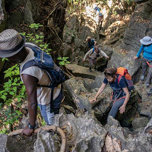 ESCAPADA TSINGYS DE BEMARAHA